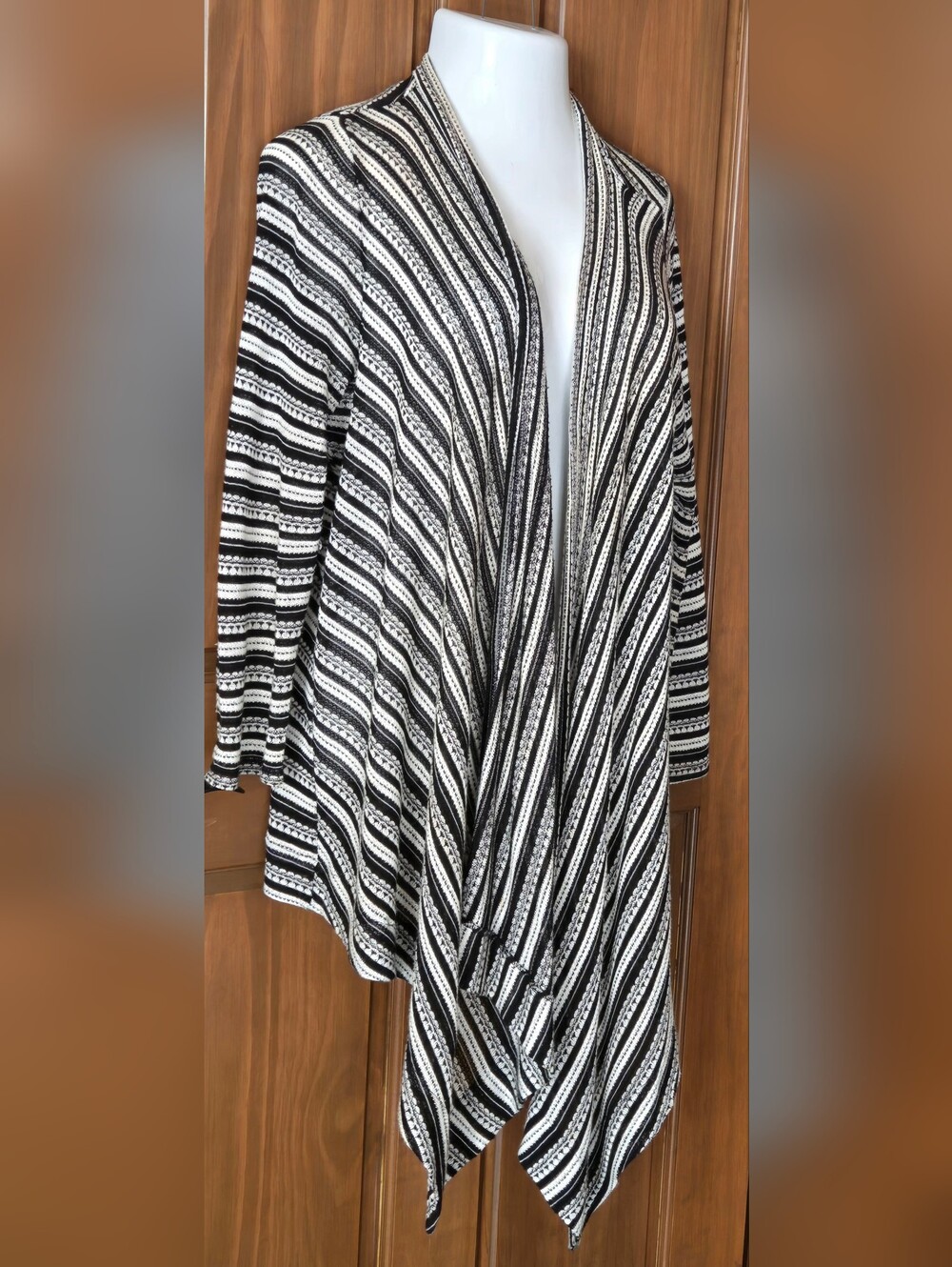 Striped Draped Open Cardigan - Black & White